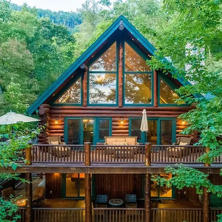 Mountain Heritage Lodge